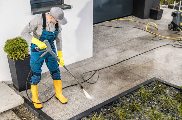 Best Deck Pressure Washing  in Beach, ND